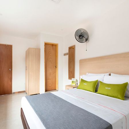 Ayenda 1238 Nuevo Colombia Otel Medellín Dış mekan fotoğraf